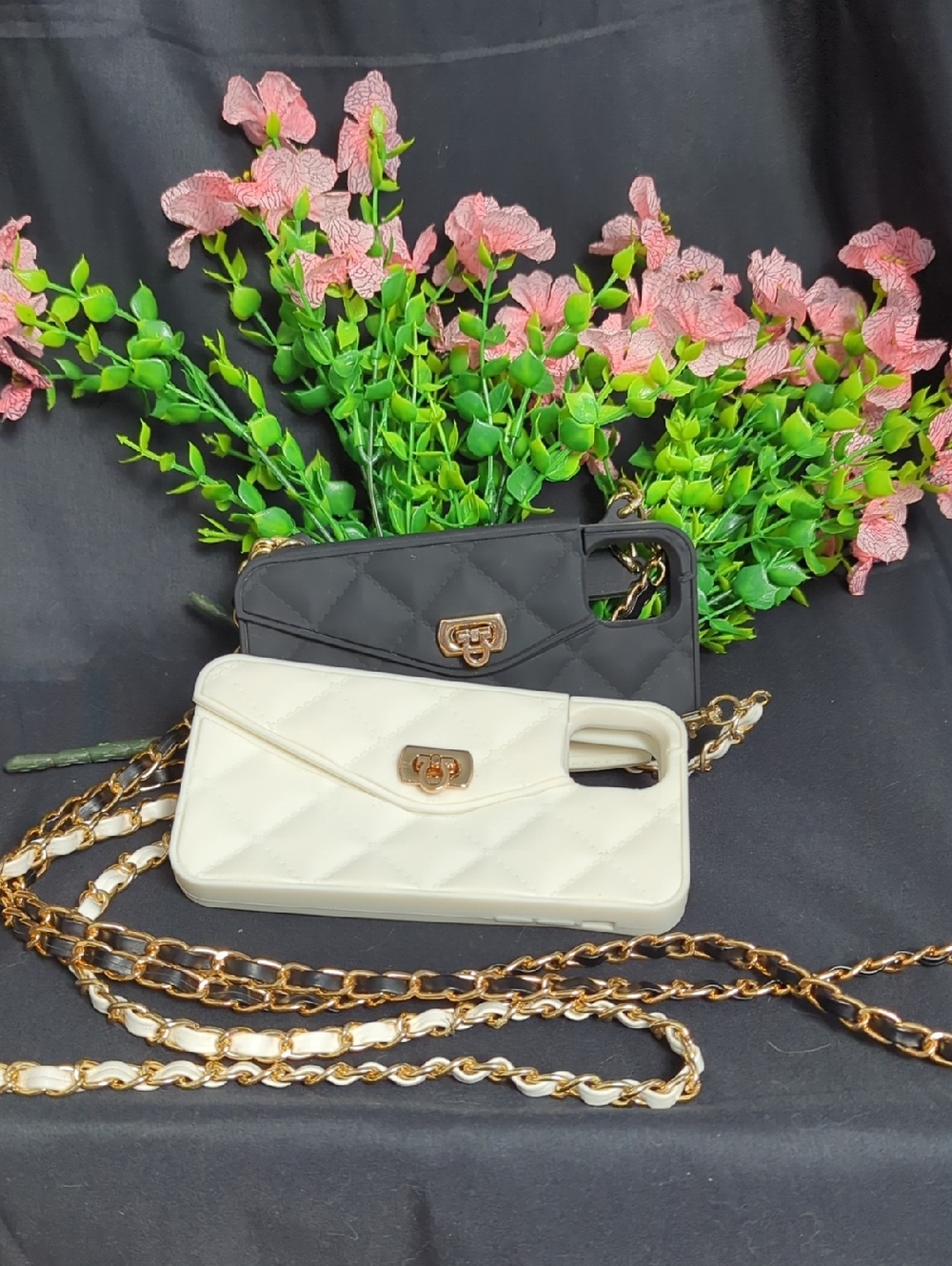 Quilted Crossbody Phone Case w/ Chain & Card Holder – iPhone 11/XR Size –